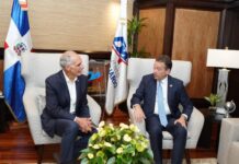 Canciller Víctor -Ito- Bisonó recibe en el AILA al presidente de Hondura Nasry Asfura